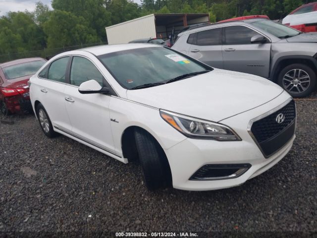 hyundai sonata hybrid 2017 kmhe24l16ha053654