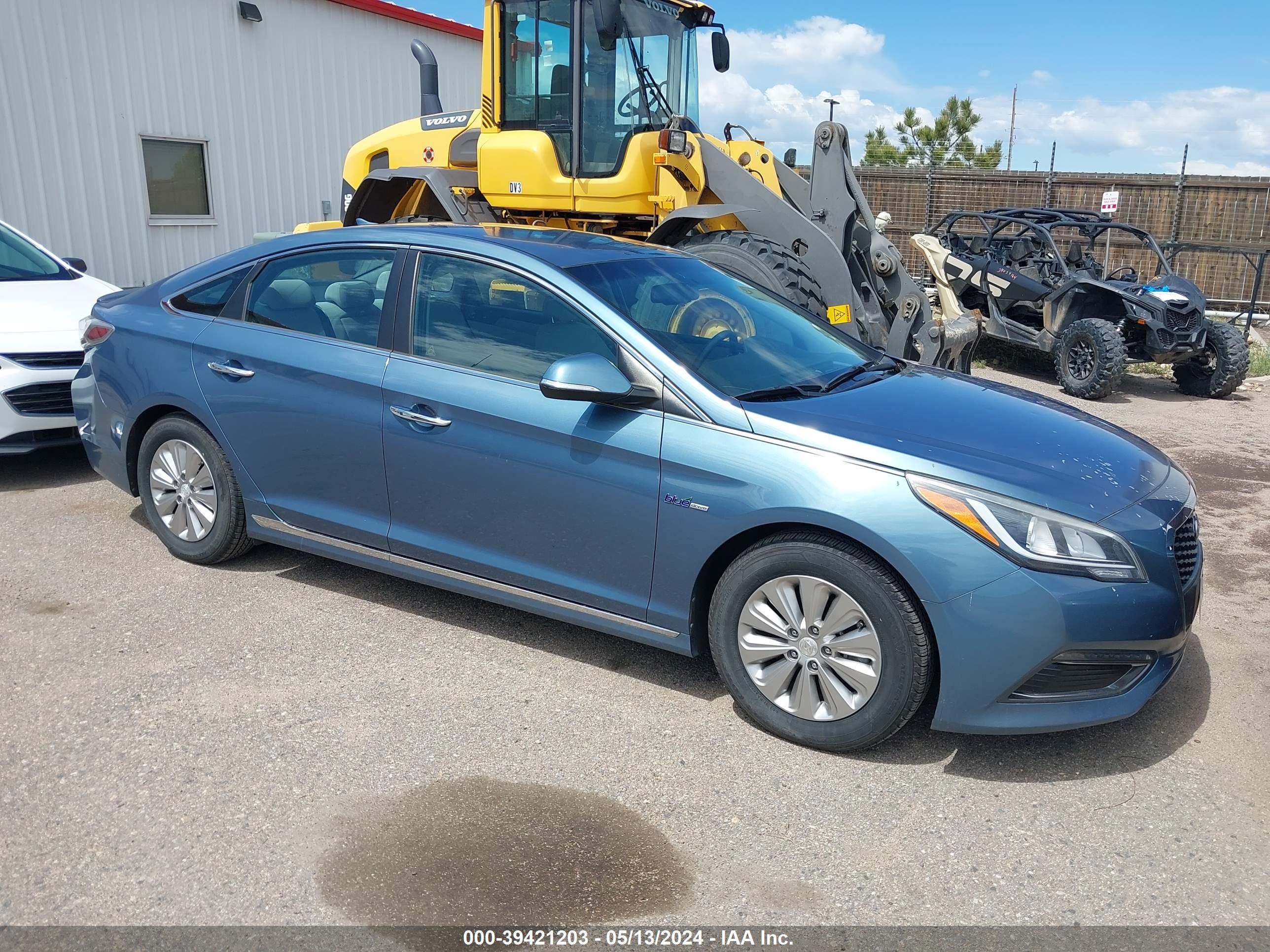 hyundai sonata 2016 kmhe24l18ga036255