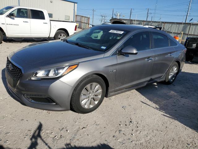 hyundai sonata 2017 kmhe24l1xha057304