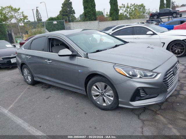 hyundai sonata hybrid 2018 kmhe24l37ja085715