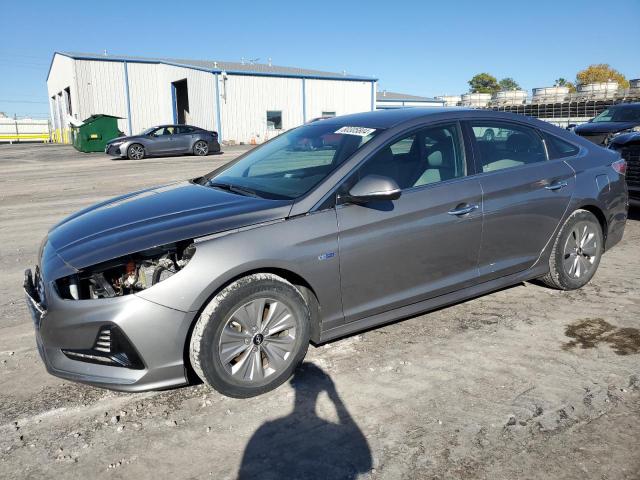 hyundai sonata hyb 2019 kmhe24l37ka084520