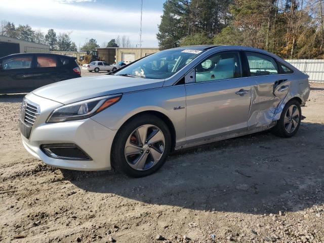 hyundai sonata hyb 2017 kmhe34l19ha055153