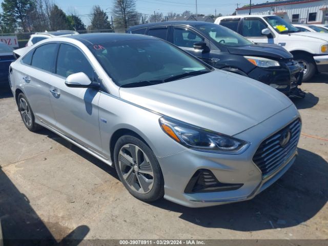 hyundai sonata hybrid 2018 kmhe34l33ja086857