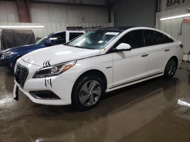 hyundai sonata hyb 2017 kmhe34l3xha075283