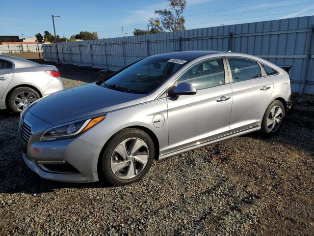 hyundai sonata plu 2017 kmhe54l25ha049319