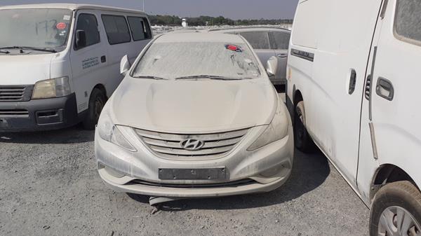 hyundai sonata 2012 kmhec41lbca382978