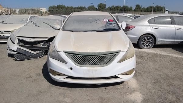 hyundai sonata 2011 kmhec41mbba274890