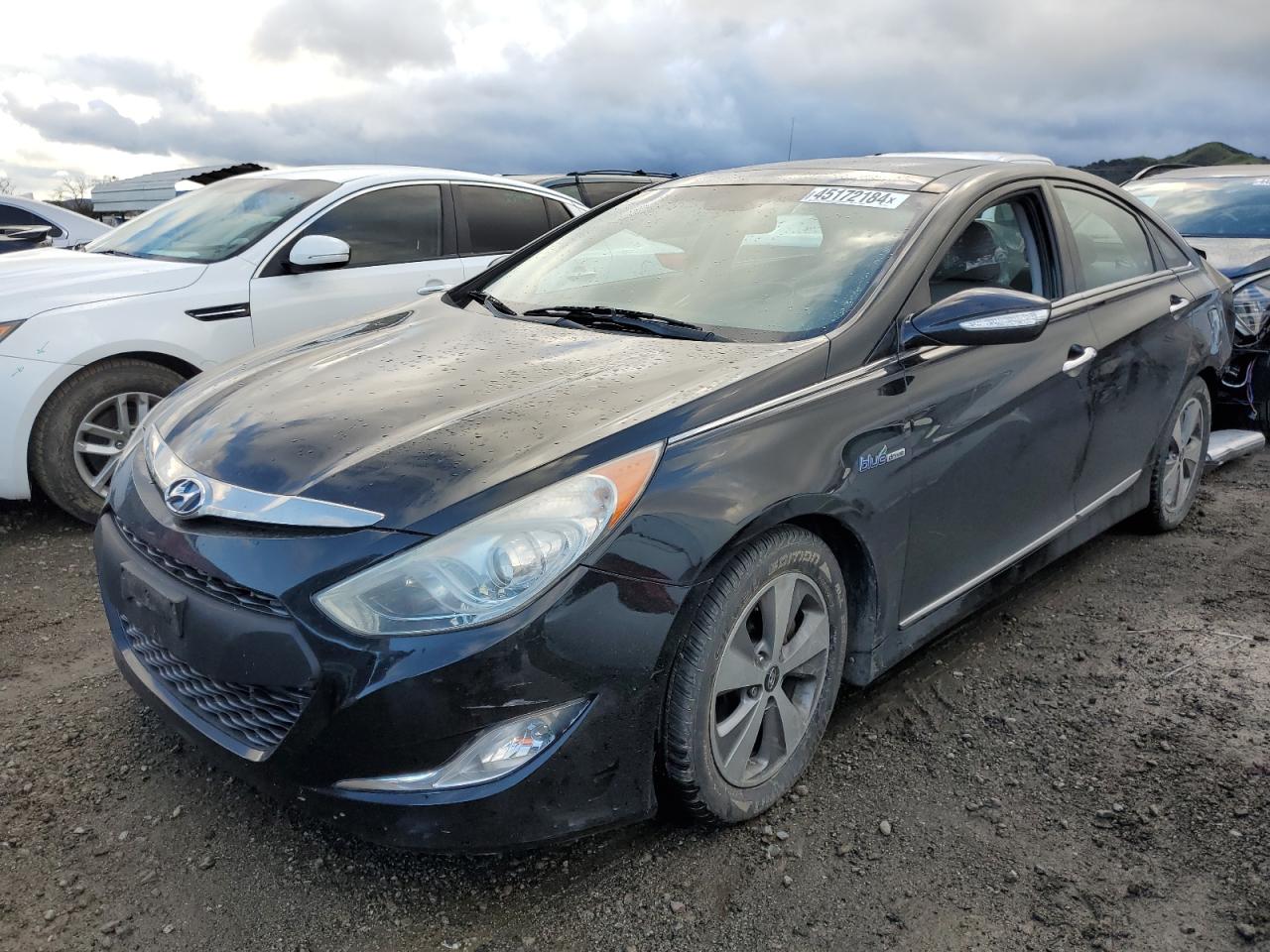 hyundai sonata 2011 kmhec4a42ba017140