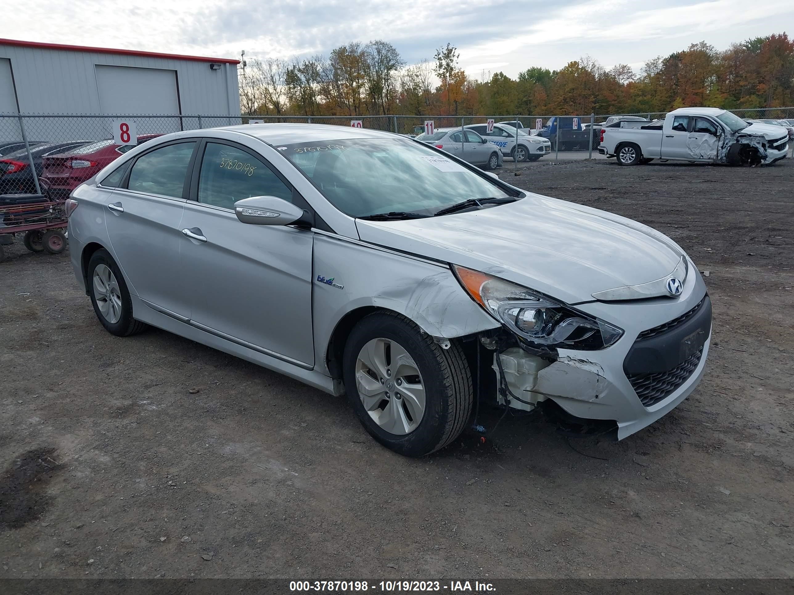 hyundai  2015 kmhec4a42fa137364