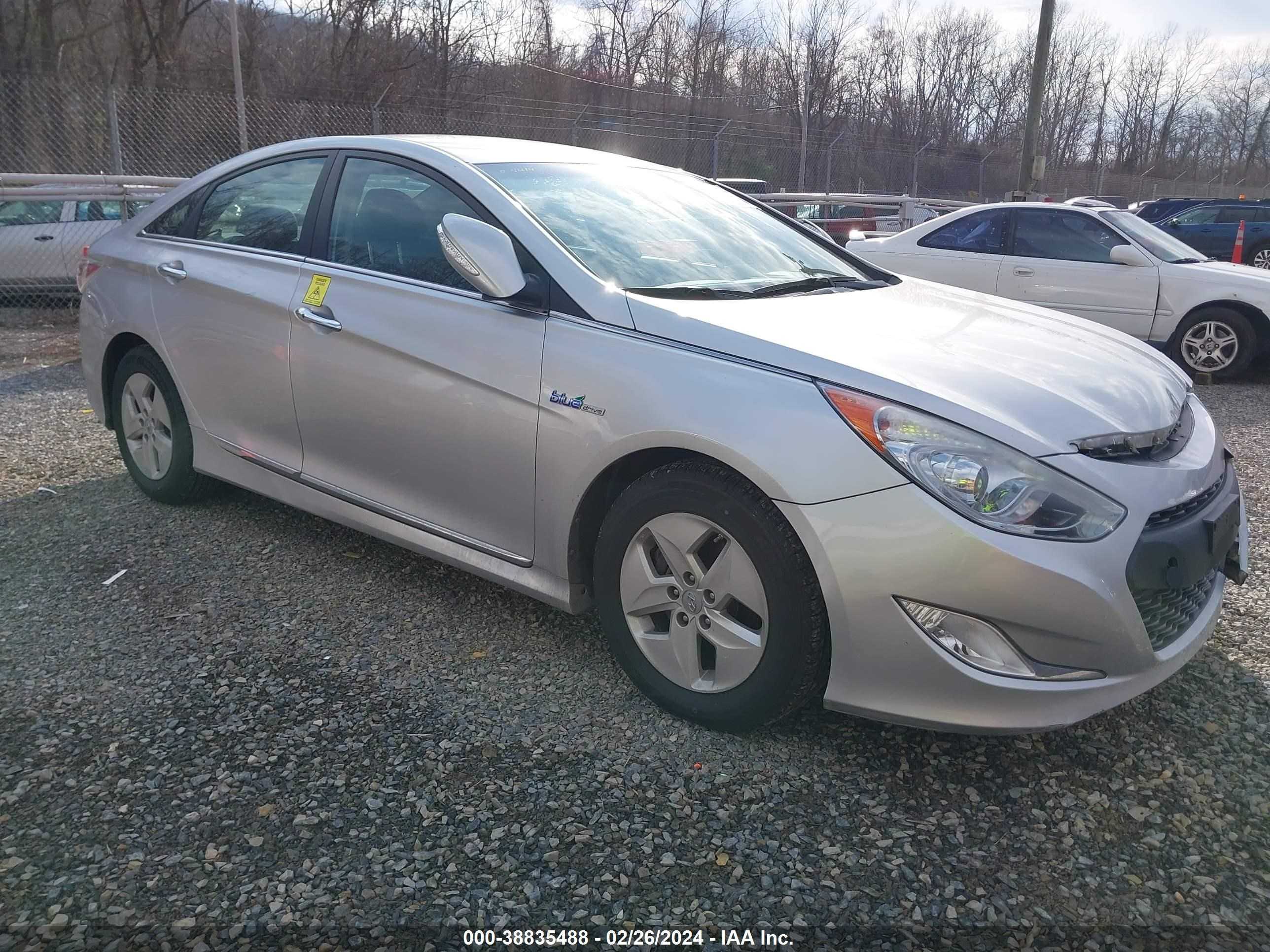 hyundai sonata 2011 kmhec4a47ba006585