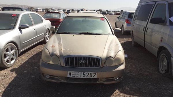 hyundai sonata 2002 kmhem41bx2a524685