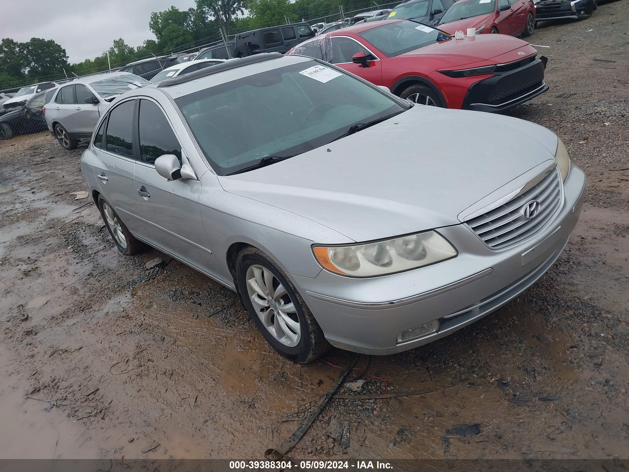 hyundai azera 2006 kmhfc46f26a130736