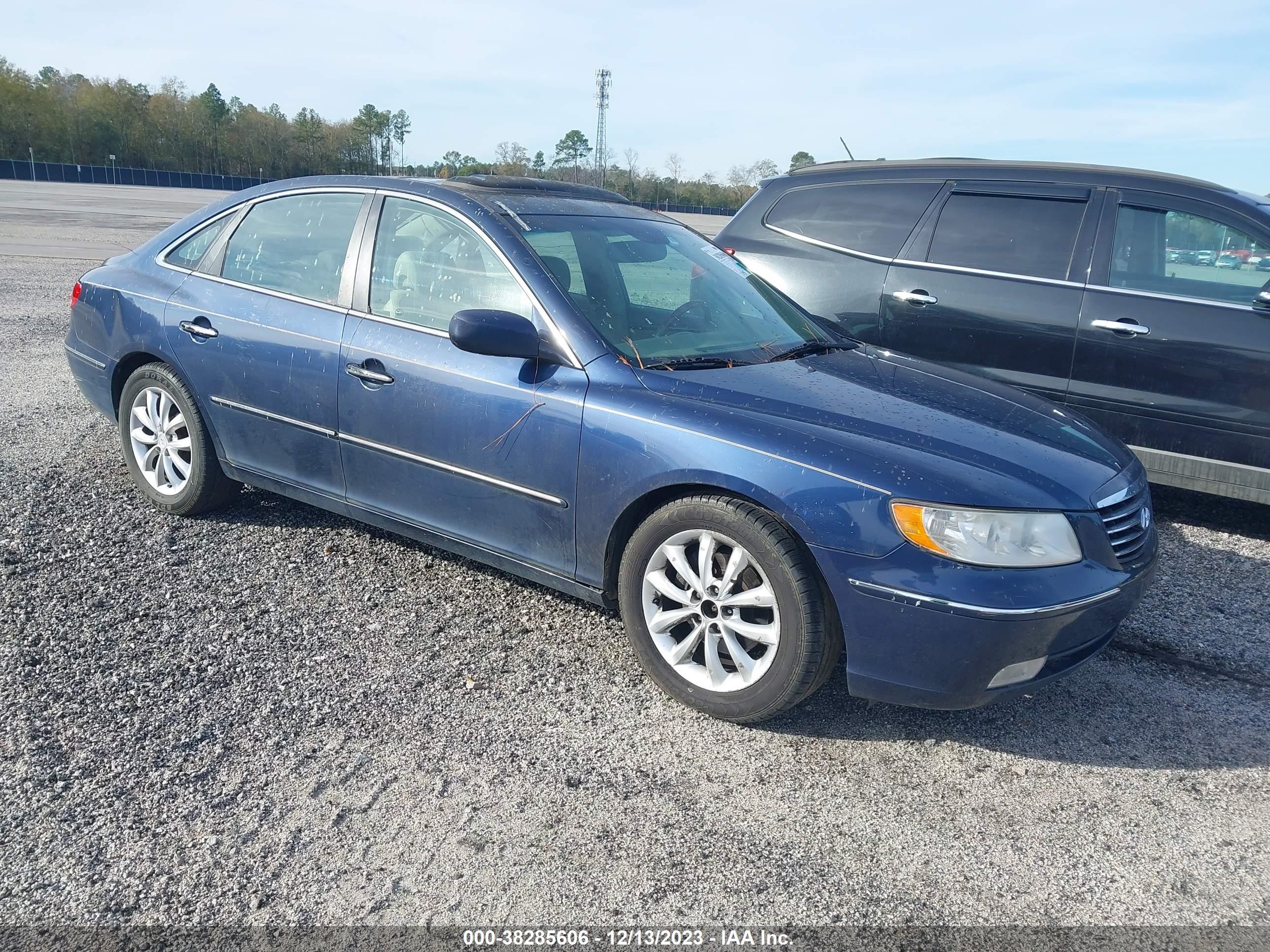 hyundai azera 2006 kmhfc46f56a128639