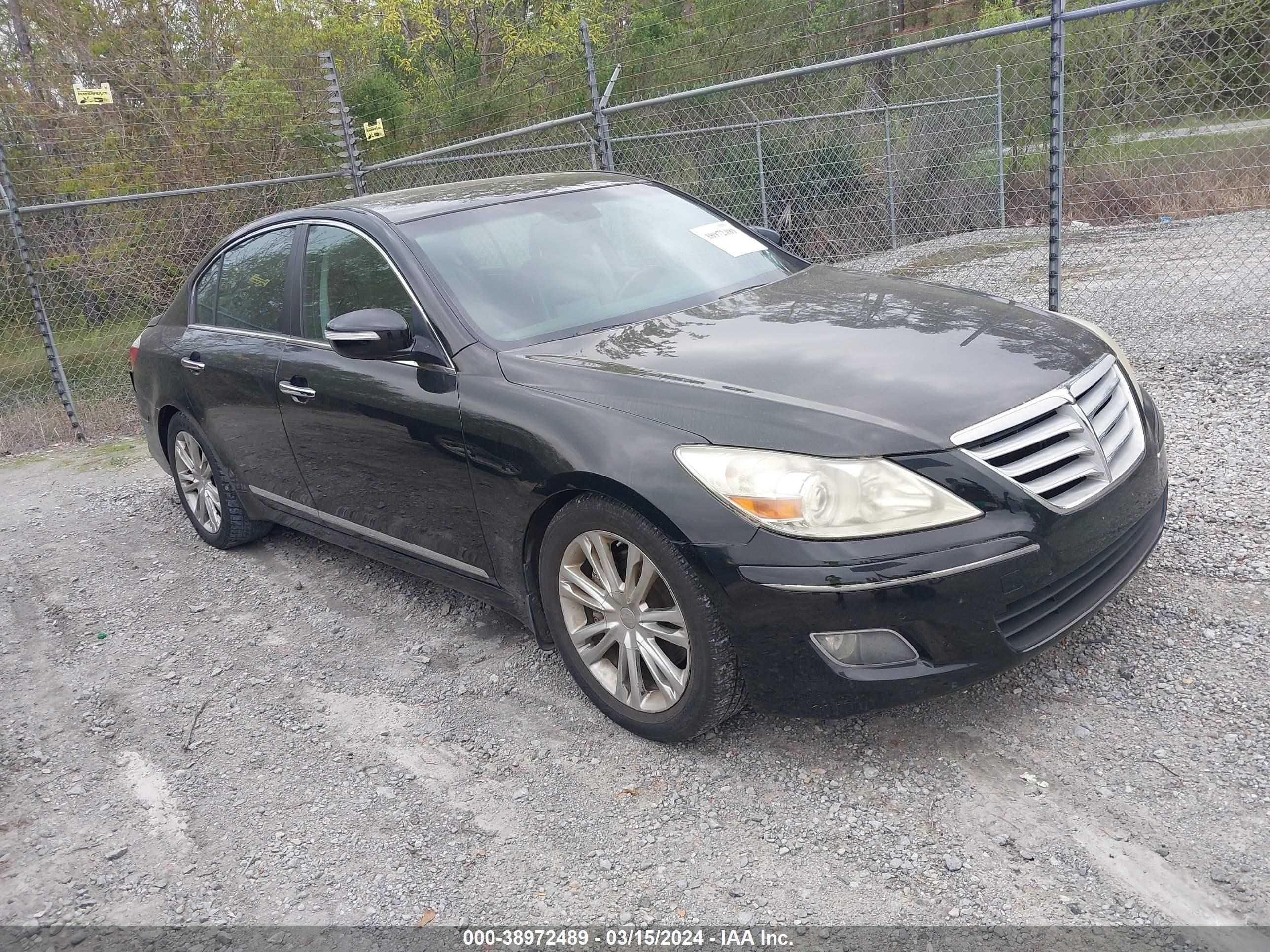 hyundai genesis 2009 kmhgc46f49u032122