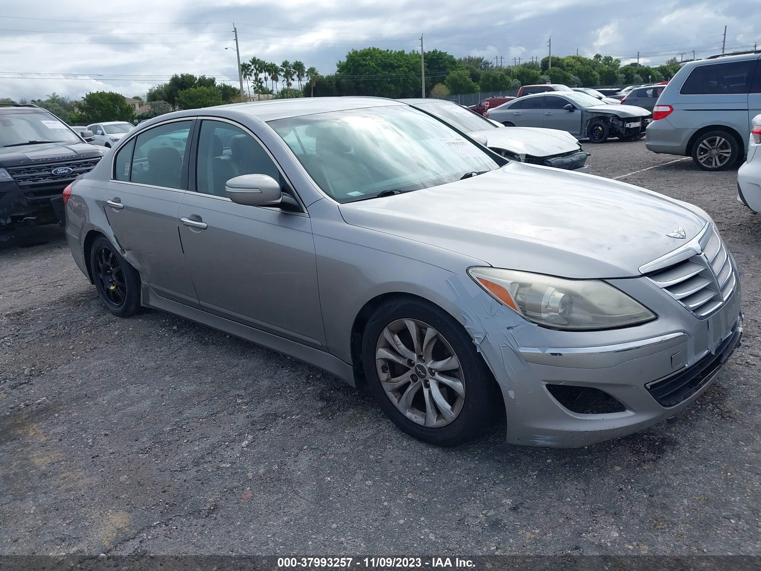 hyundai genesis 2012 kmhgc4dd4cu182031