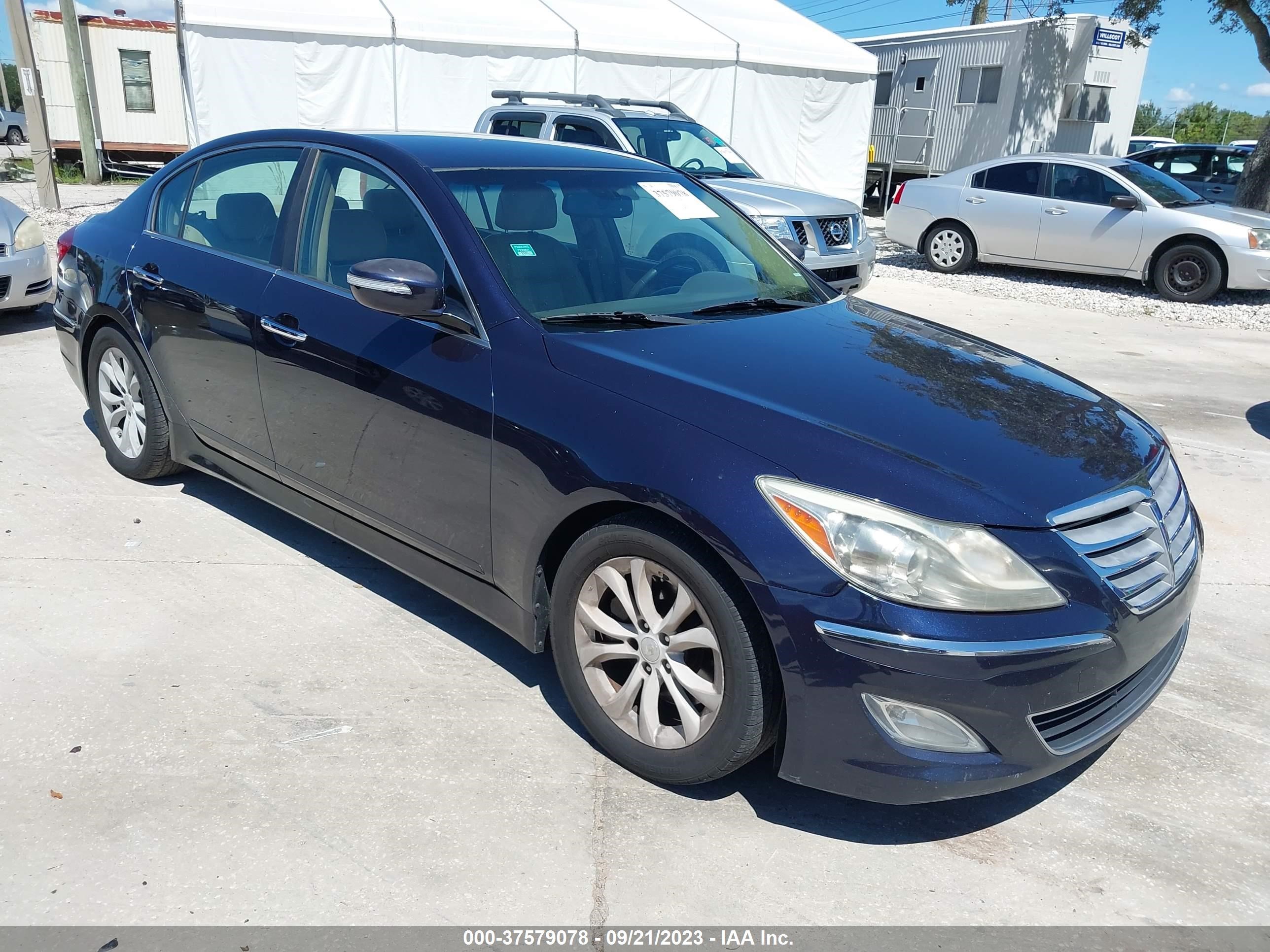 hyundai genesis 2013 kmhgc4dd5du216754