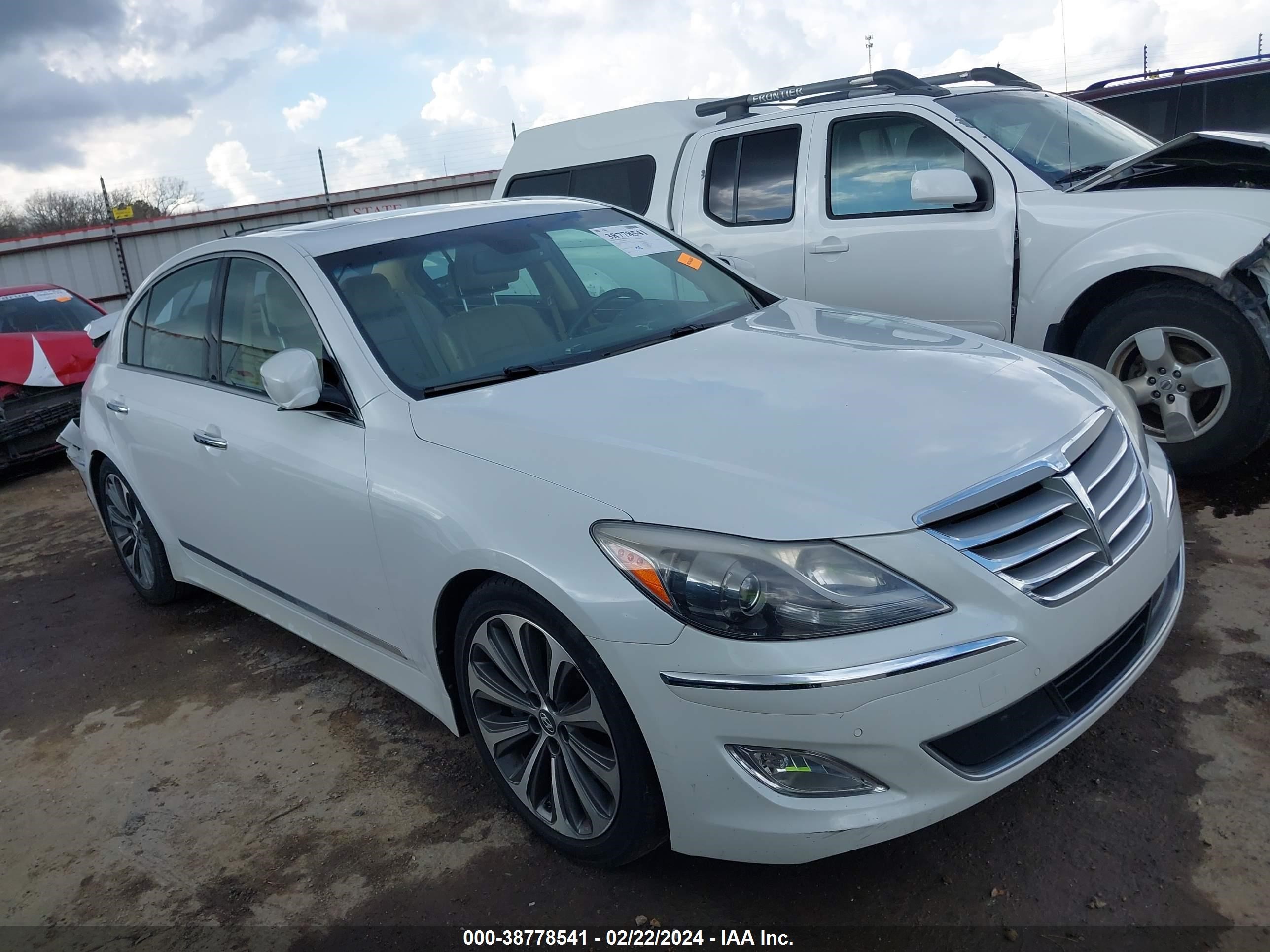 hyundai genesis 2013 kmhgc4dh1du254520