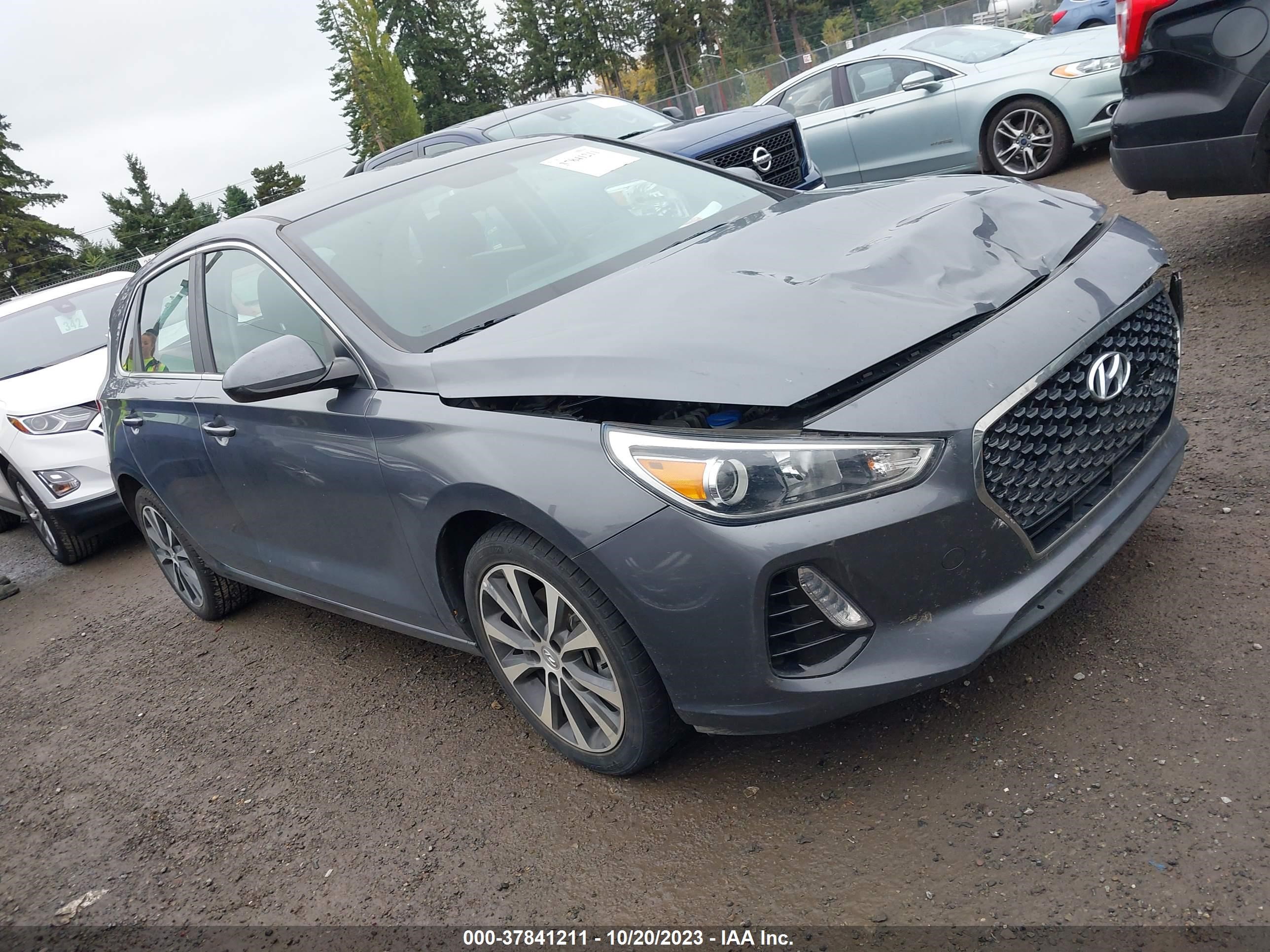 hyundai elantra gt 2019 kmhh35le6ku093144