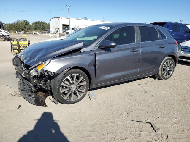 hyundai elantra gt 2018 kmhh35le9ju077633