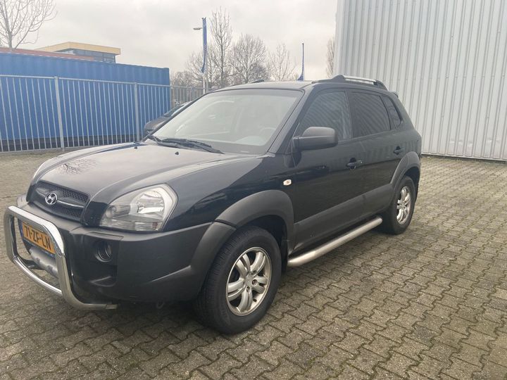 hyundai tucson 2008 kmhjm81bp8u753001