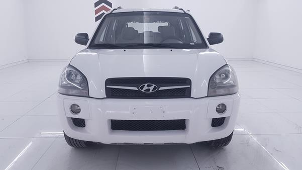 hyundai tucson 2009 kmhjm81d29u980745