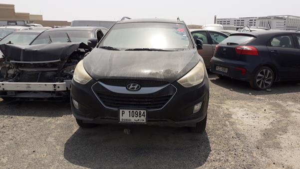 hyundai tucson 2010 kmhju81b0au053553