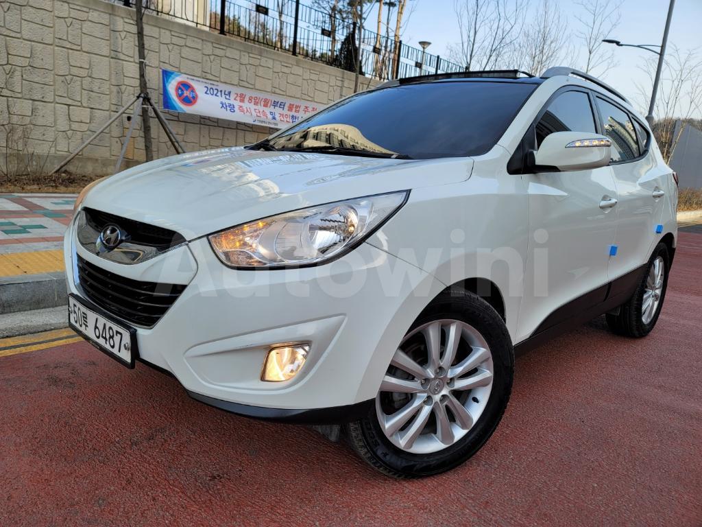 hyundai tucson ix 2011 kmhju81vbbu186756