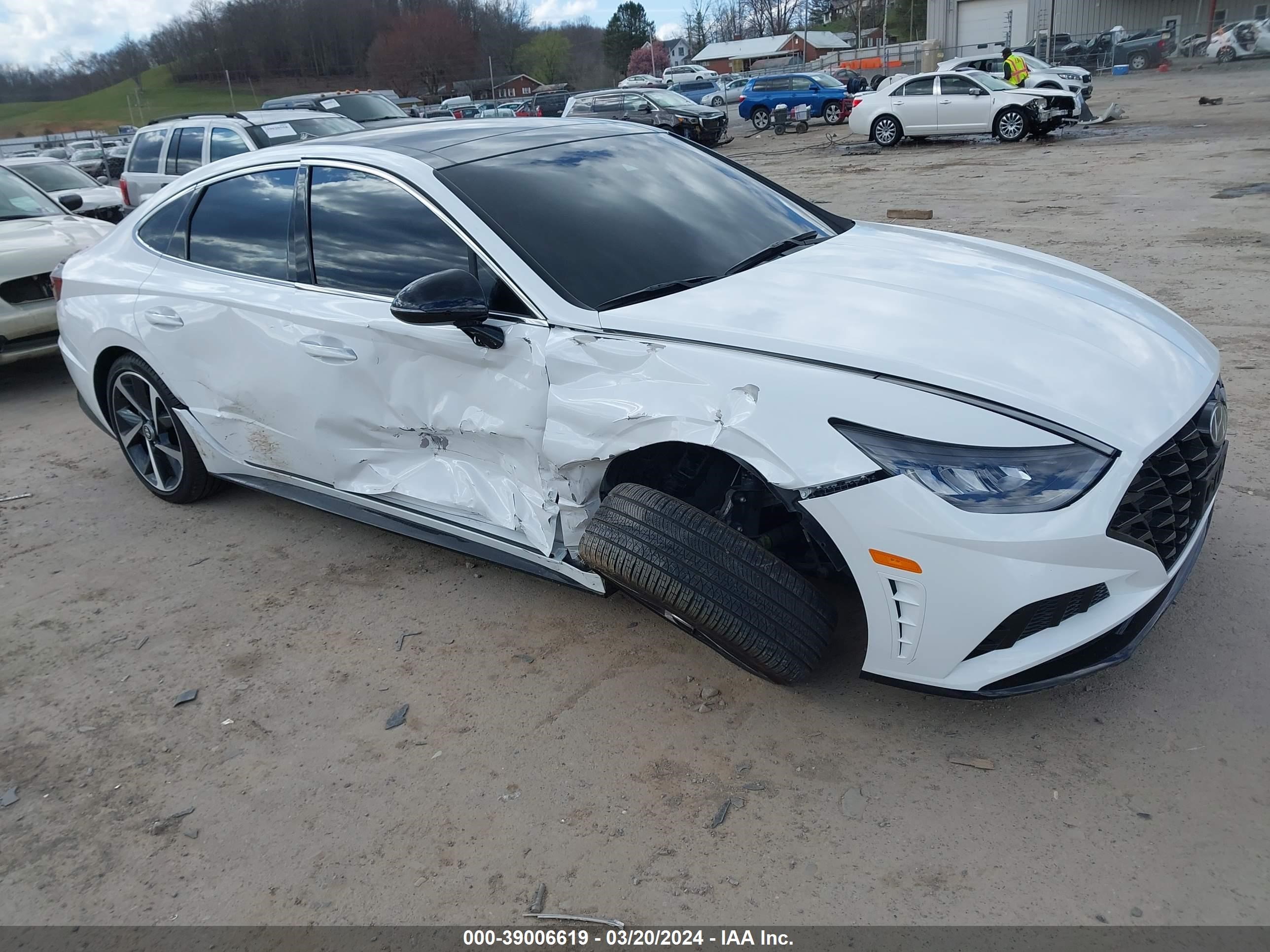 hyundai sonata 2023 kmhl44j27pa263188