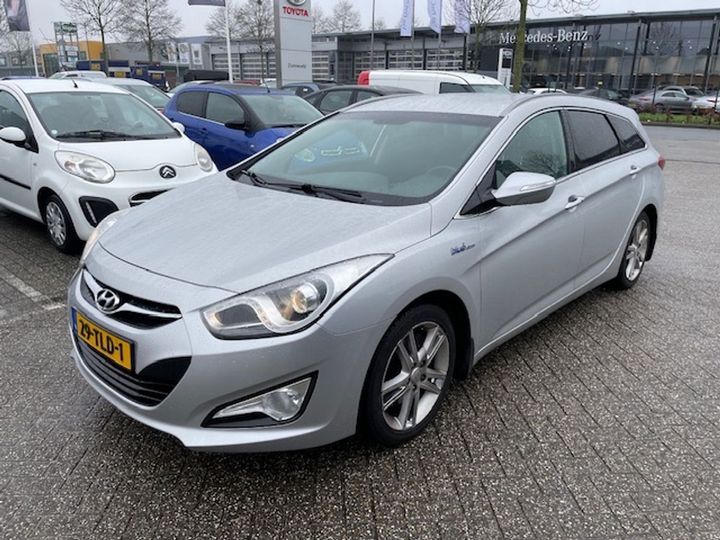 hyundai i40 wagon 2012 kmhlc81aacu005148