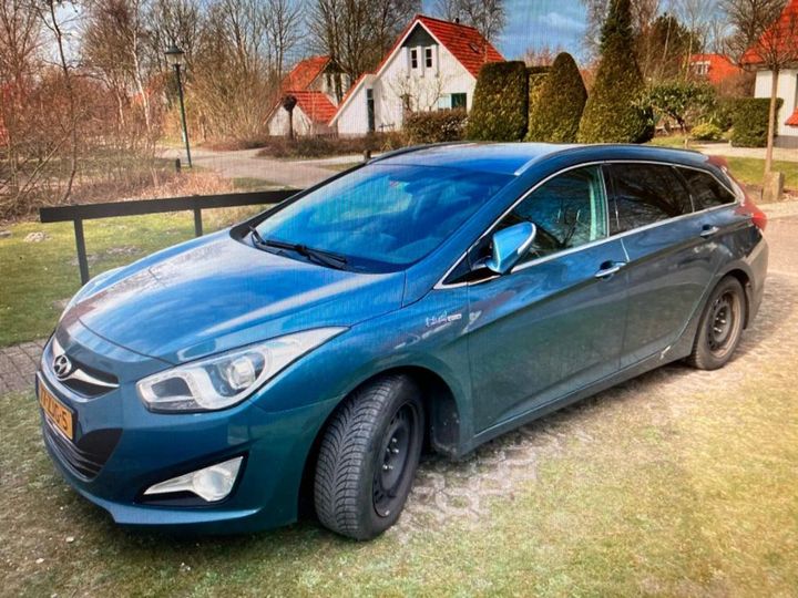 hyundai i40 wagon 2012 kmhlc81uacu032848