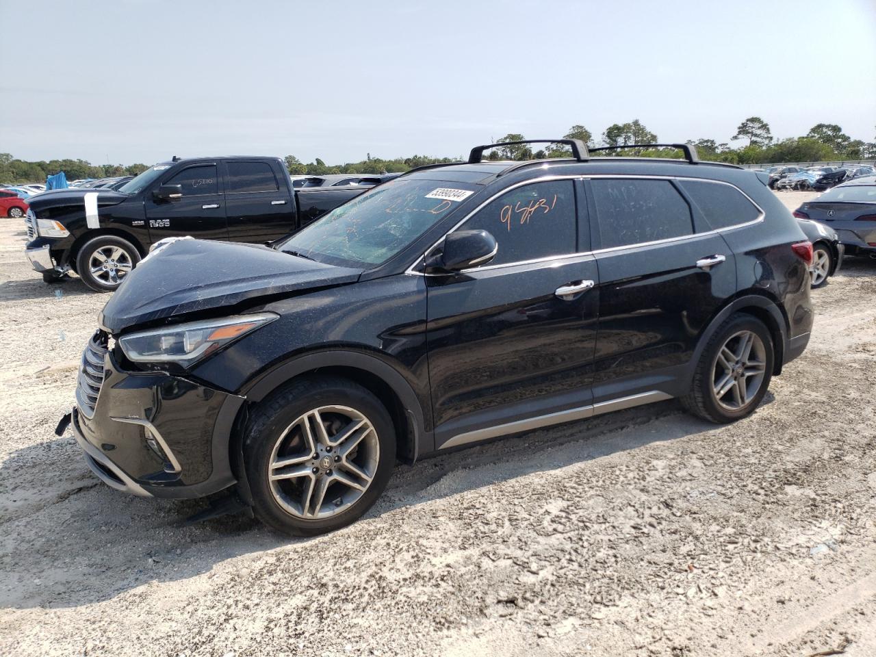 hyundai santa fe 2018 kmhsr4hf9ju257162