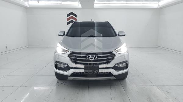 hyundai santa fe 2017 kmhsu81e4hu695699