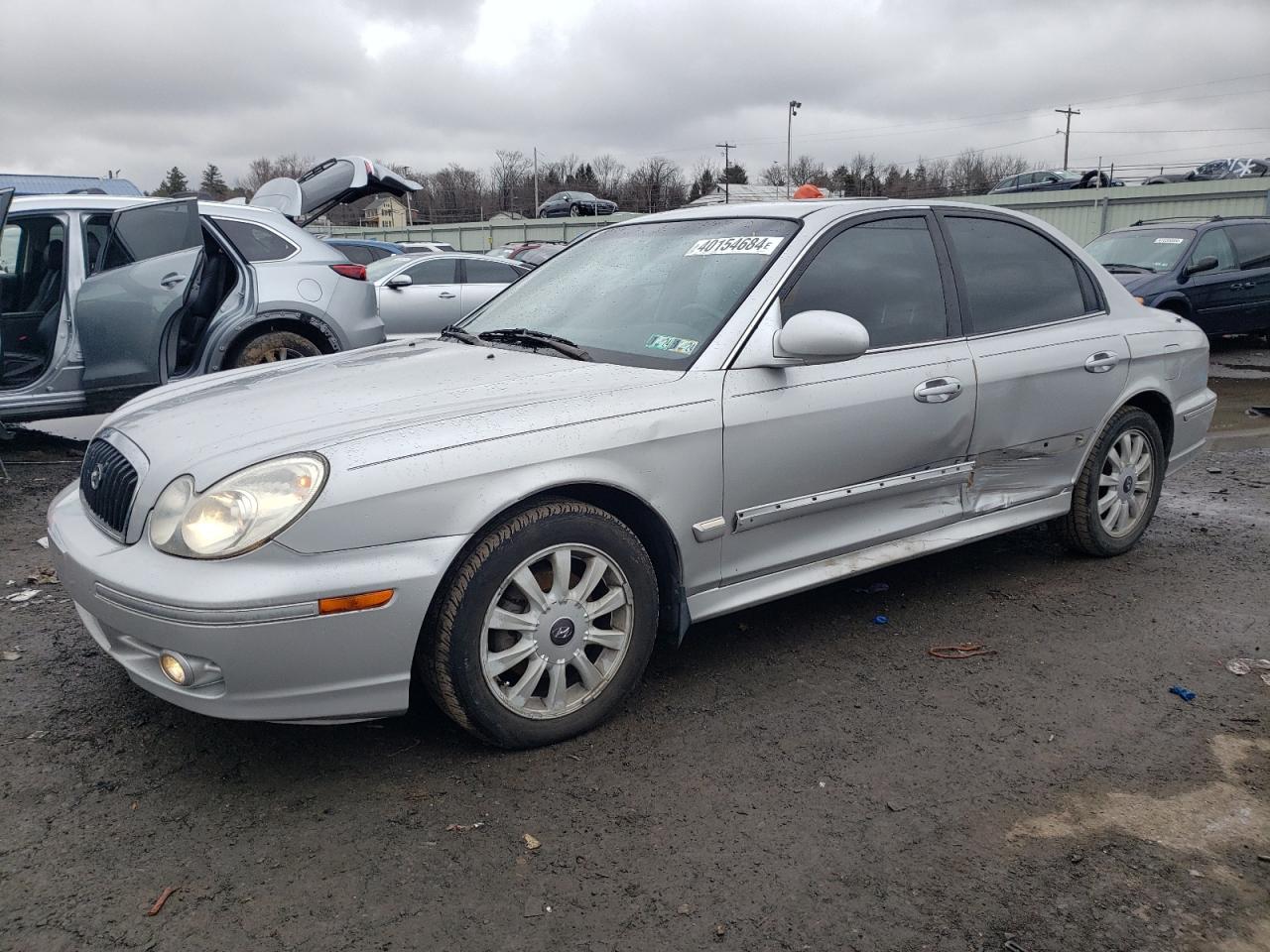 hyundai sonata 2004 kmhwf35h44a064370