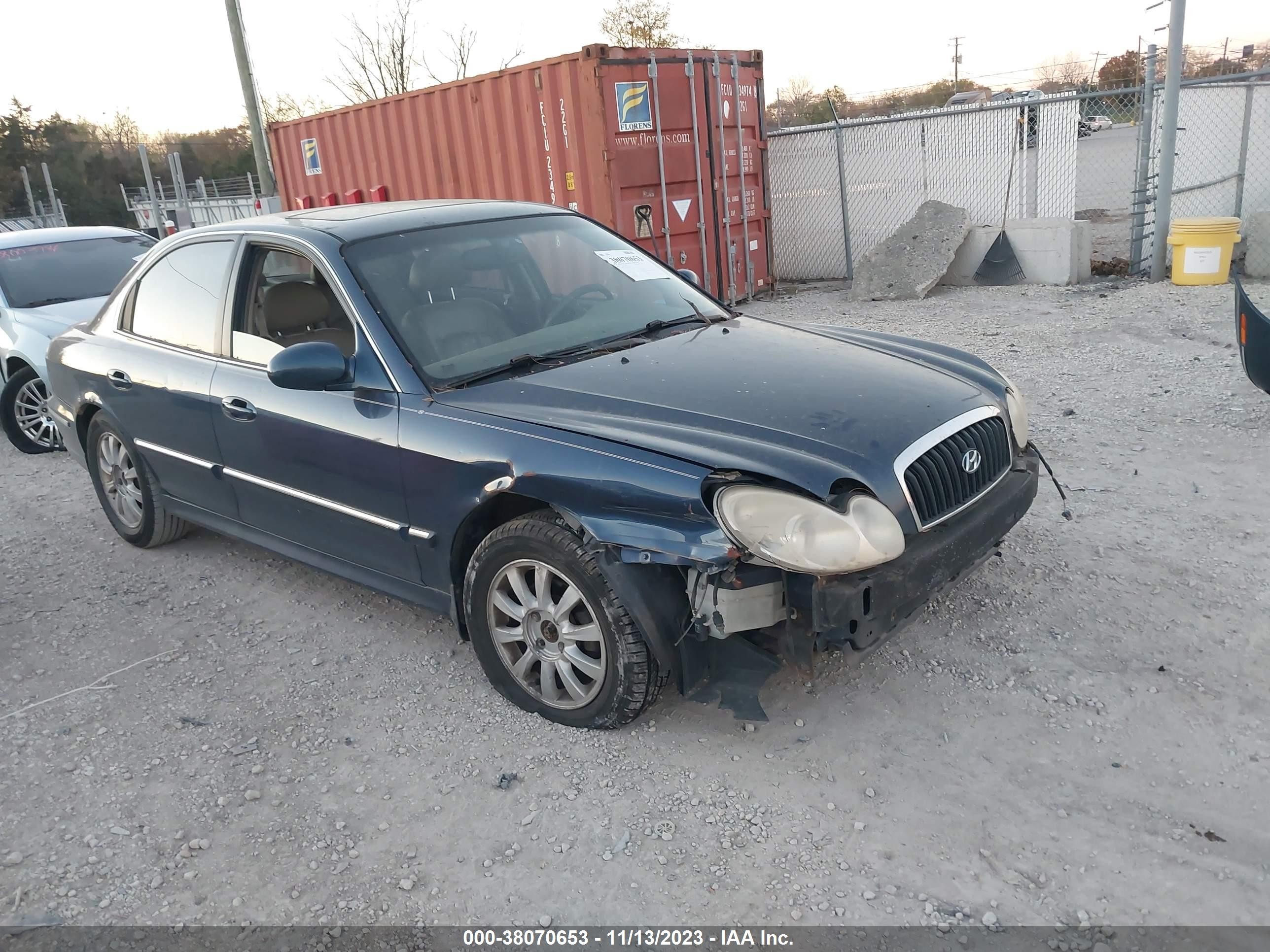 hyundai sonata 2005 kmhwf35h95a170234