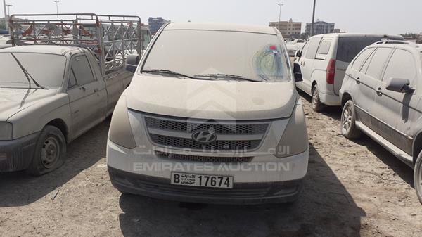 hyundai h1 2008 kmhwg81r18u063237