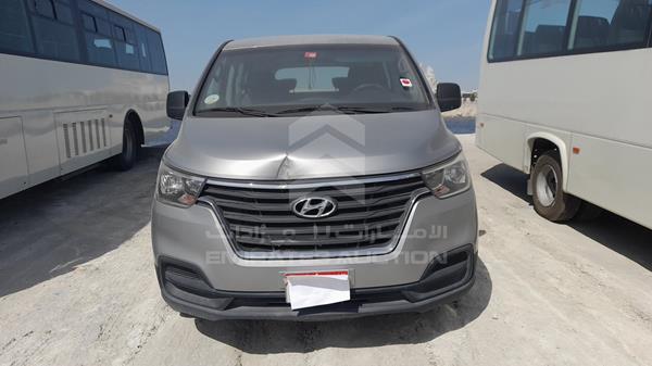 hyundai h1 2019 kmjwa37r0ku000356