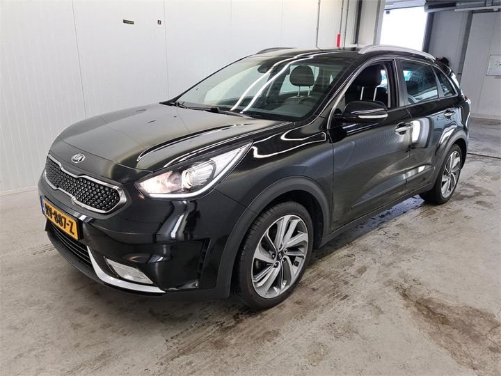 kia niro 2018 knacc81cgj5143814