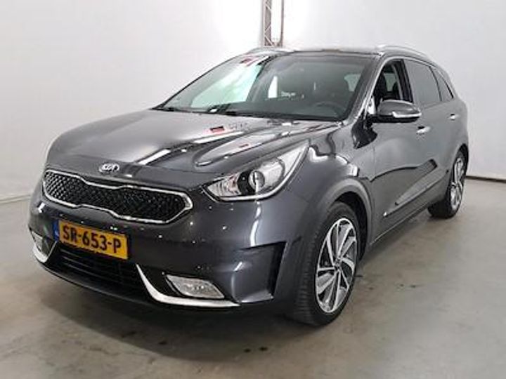 kia niro 2018 knacc81cgj5161356