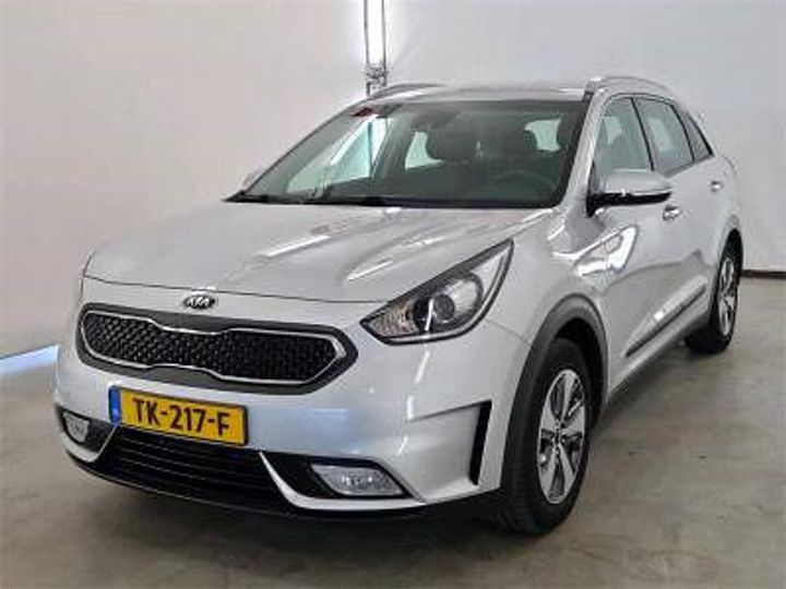 kia niro 2018 knacc81cgj5171131