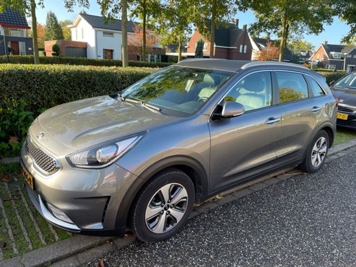 kia niro 2018 knacc81cgj5184774