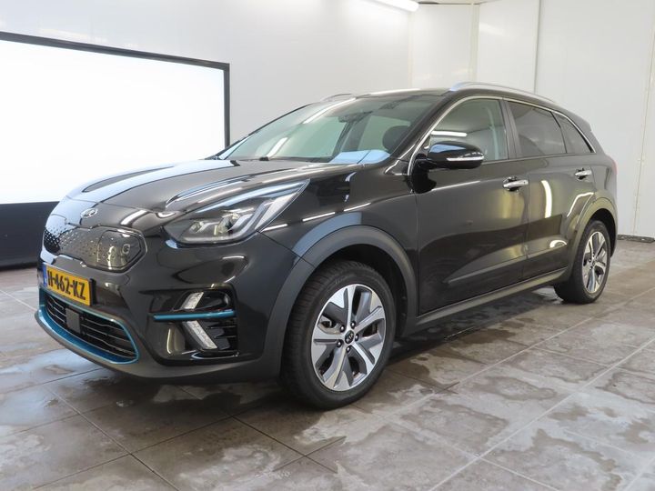 kia  2020 knacc81gfk5025036