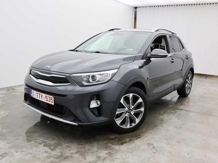 kia stonic &#3917 2018 knad6811aj6116548