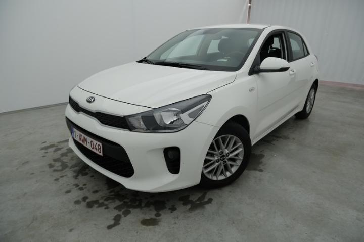 kia rio &#3917 2019 knadb512al6334504