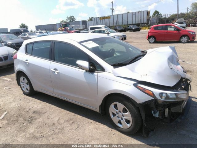 kia forte5 2017 knafk5a80h5683688