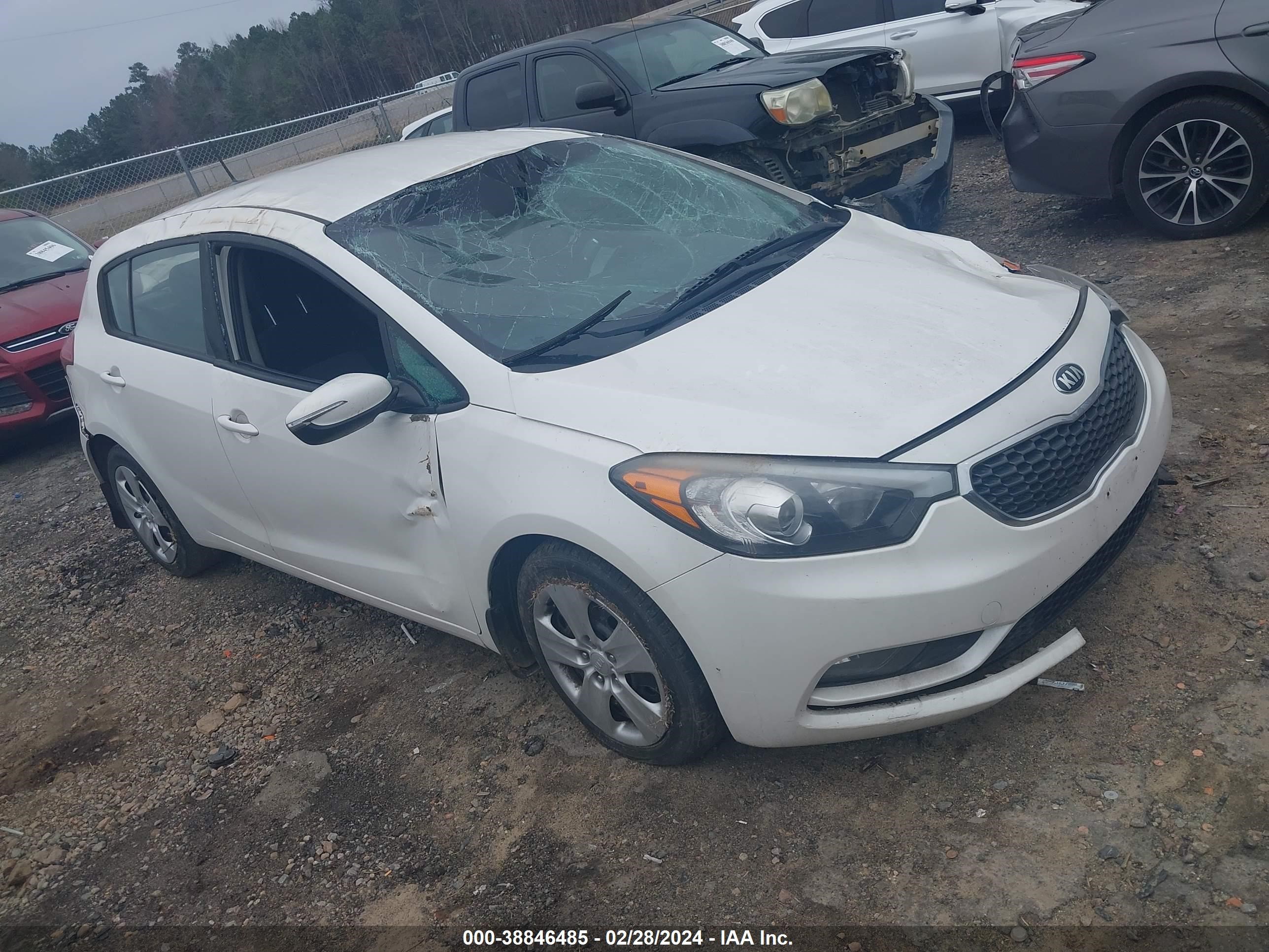 kia forte 2016 knafk5a85g5837529