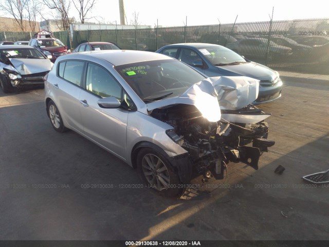 kia forte5 2017 knafk5a85h5669575