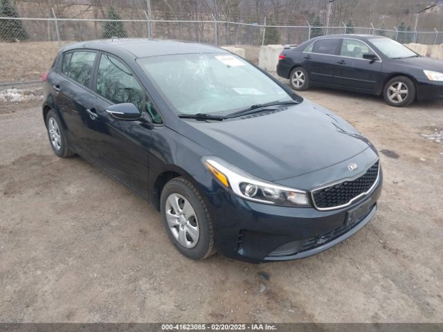 kia forte 2017 knafk5a89h5702044