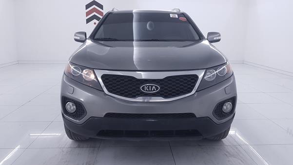 kia sorento 2011 knaku8135b5128158