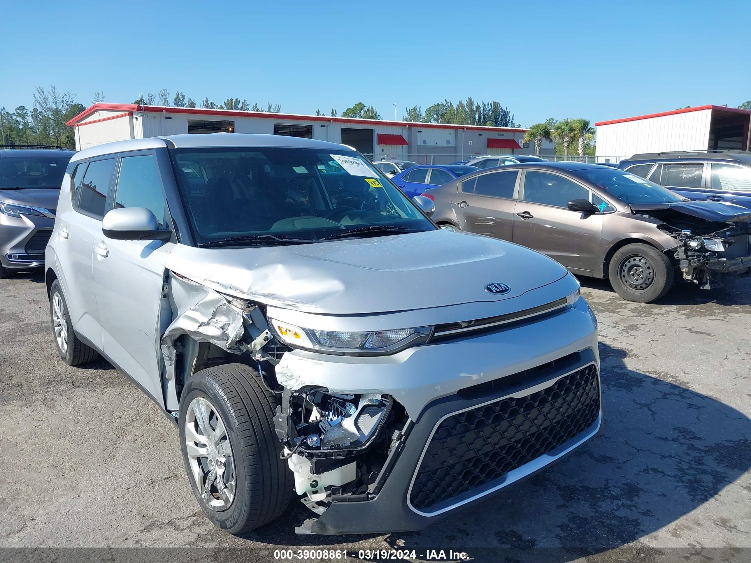 kia soul 2020 kndj23au0l7104453