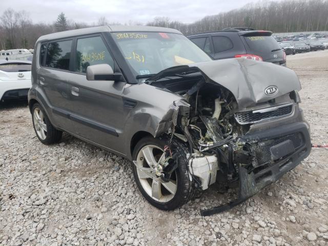 kia soul + 2010 kndjt2a21a7105436